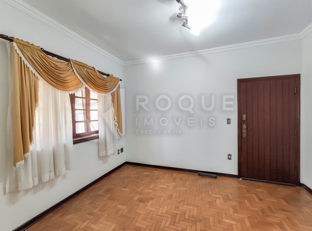 Casa Residencial à venda no bairro Vila São João: 