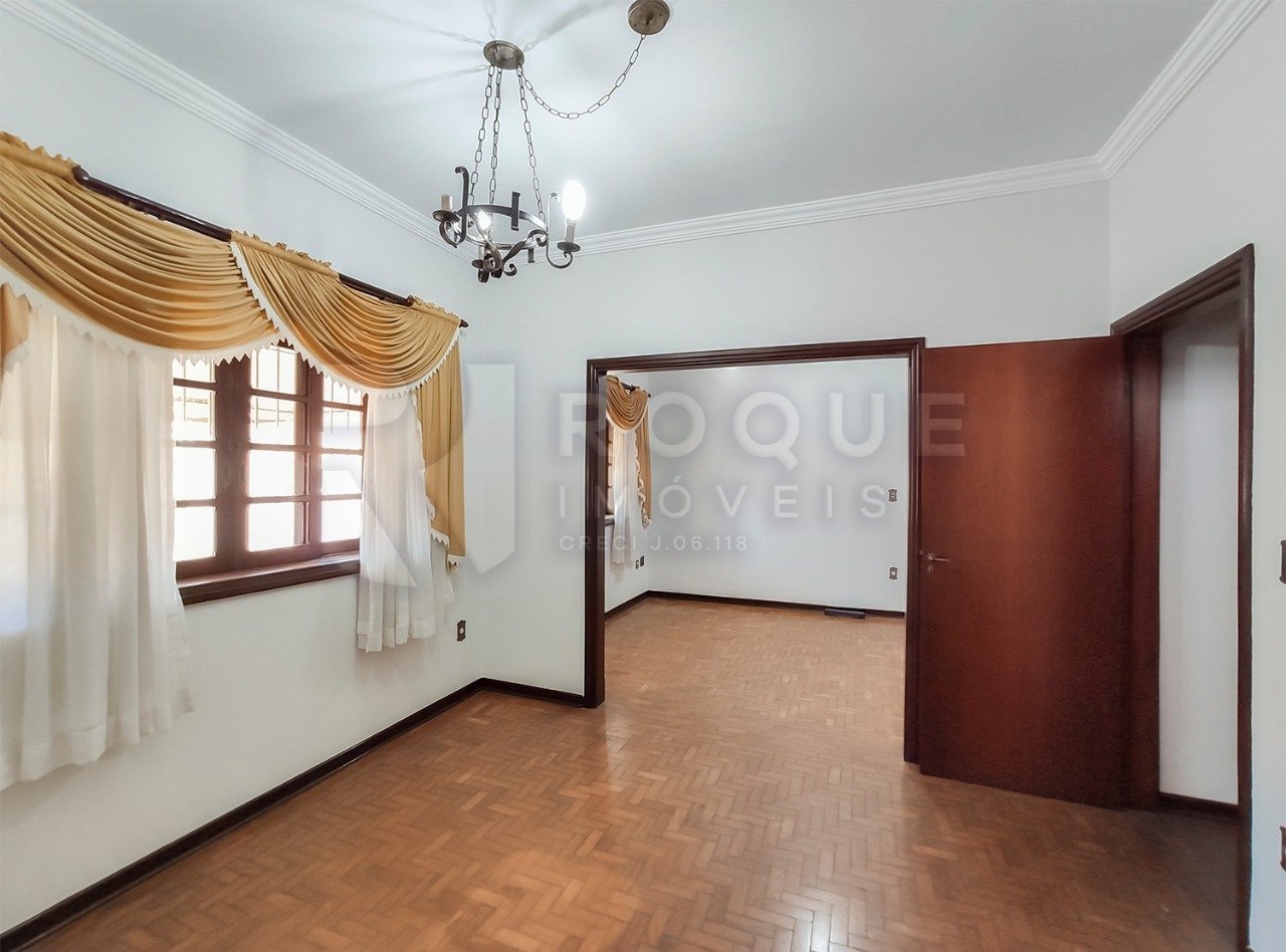 Casa Residencial à venda no bairro Vila São João: 