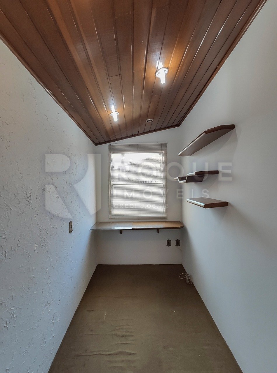 Casa Residencial à venda no bairro Vila São João: 