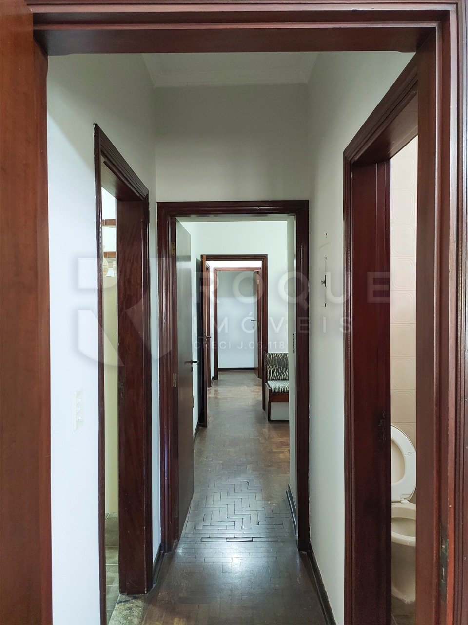 Casa Residencial à venda no bairro Vila São João: 