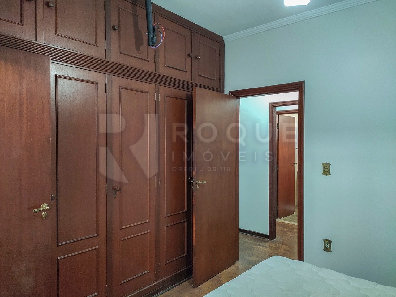 Casa Residencial à venda no bairro Vila São João: 