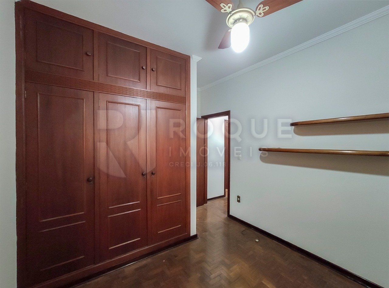 Casa Residencial à venda no bairro Vila São João: 