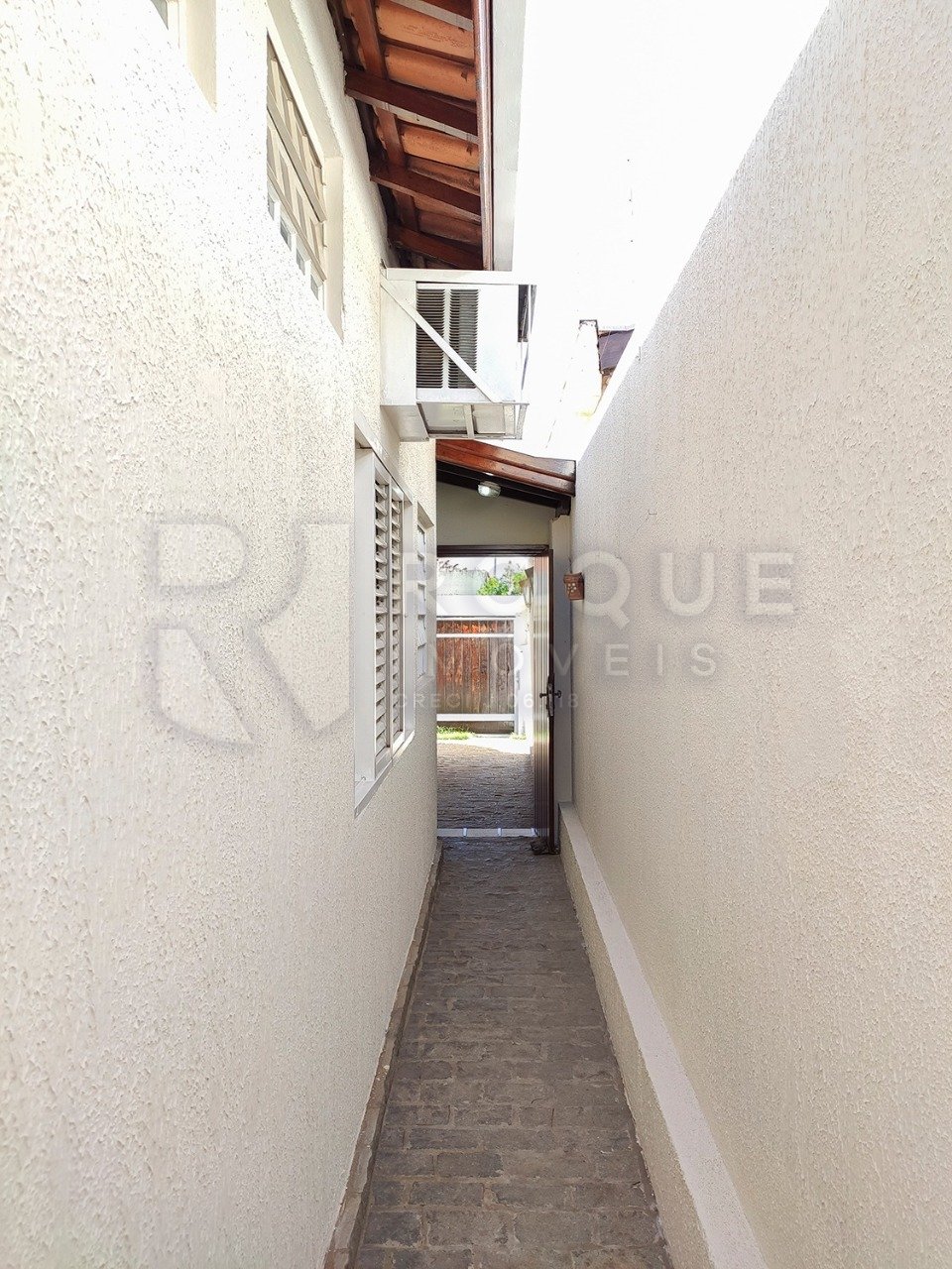 Casa Residencial à venda no bairro Vila São João: 