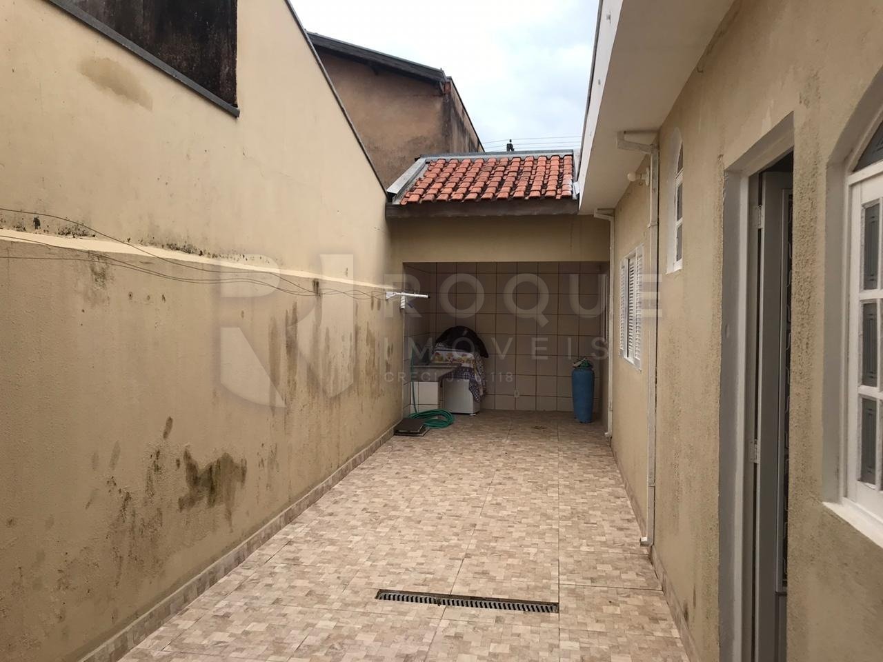 Casa Residencial à venda no bairro Jardim Residencial Dona Santina Paroli Peccinini: 