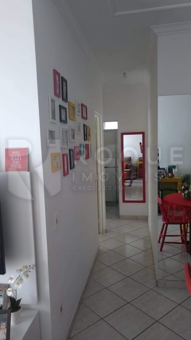 Apartamento à venda no bairro Jardim Maria Flora: 