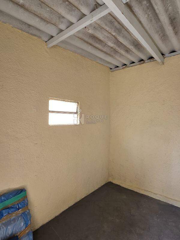 Casa Residencial para aluguel no bairro Jardim Olga Veroni: Despensa
