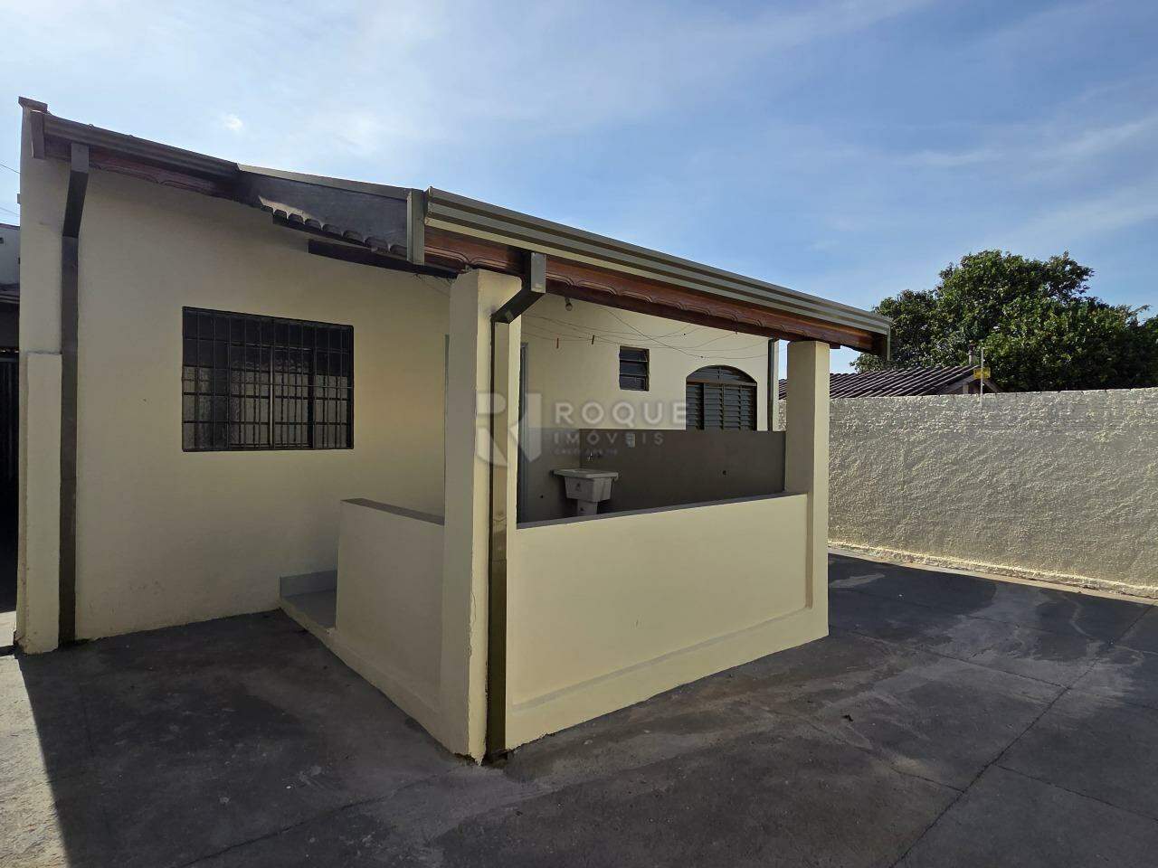 Casa Residencial para aluguel no bairro Jardim Olga Veroni: Área de serviço