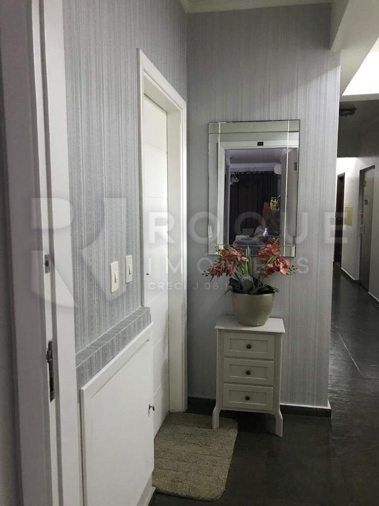 Apartamento à venda no bairro Centro: 