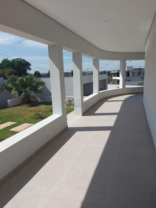 Casa em condomínio à venda no bairro Residencial Florisa: 