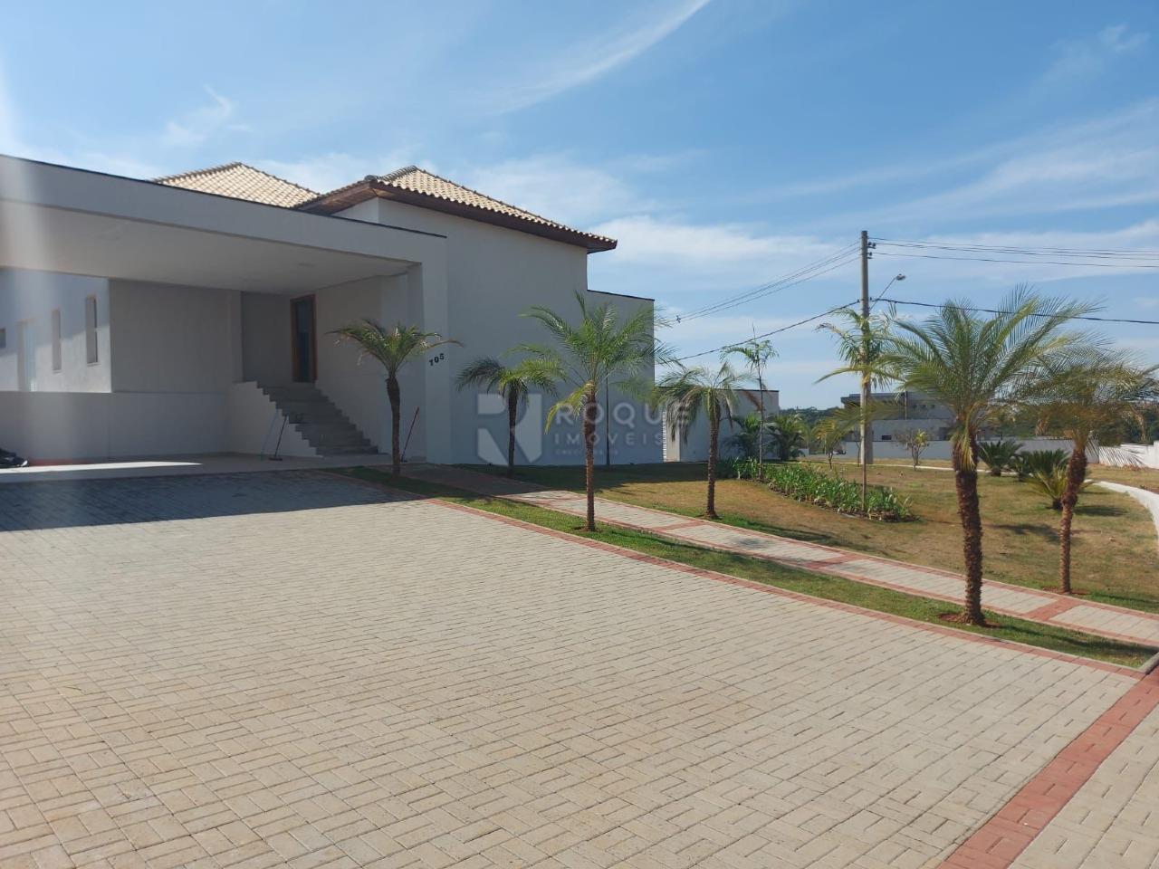 Casa em condomínio à venda no bairro Residencial Florisa: 