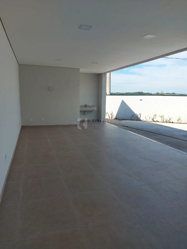 Casa em condomínio à venda no bairro Residencial Florisa: 