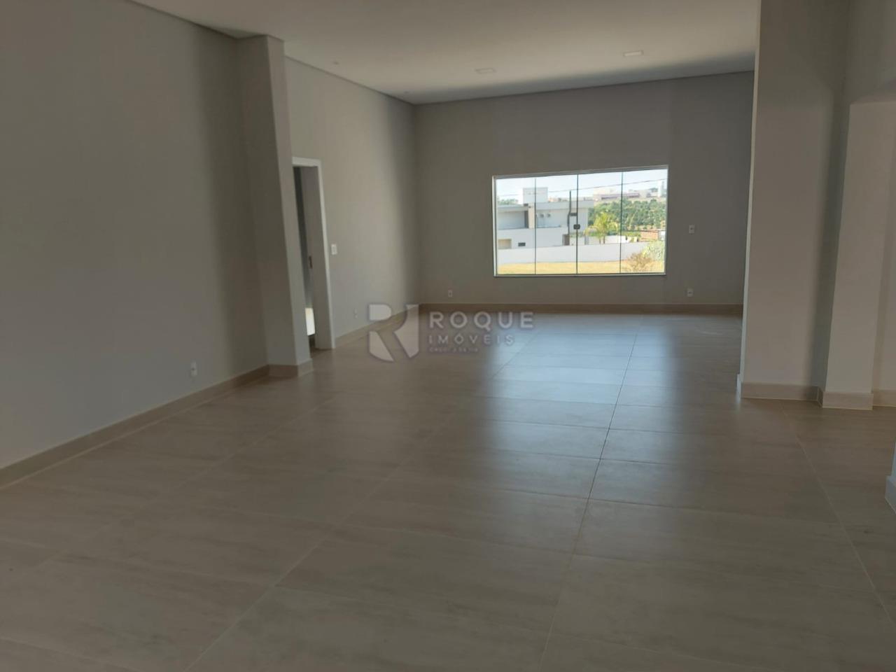 Casa em condomínio à venda no bairro Residencial Florisa: 