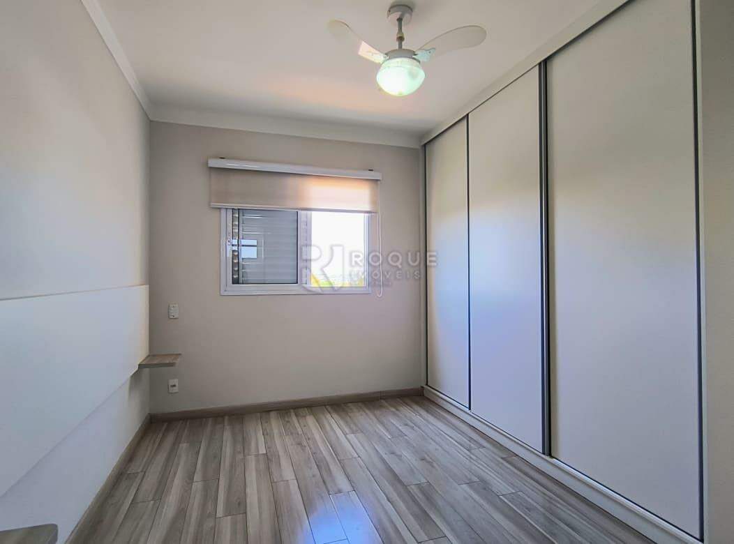 Apartamento à venda no bairro Jardim Residencial Francisco Cruãnes: Suíte