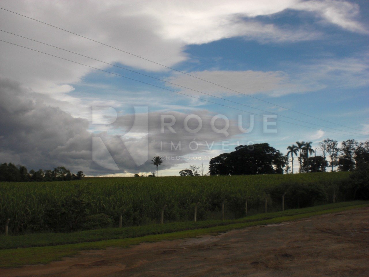 Área à venda no bairro Bairro dos Lopes: 