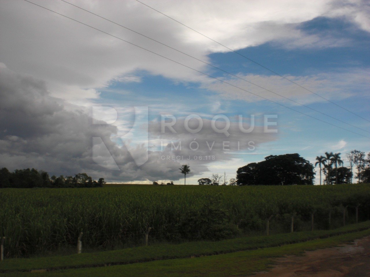 Área à venda no bairro Bairro dos Lopes: 