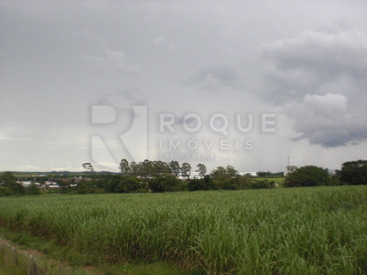 Área à venda no bairro Bairro dos Lopes: 