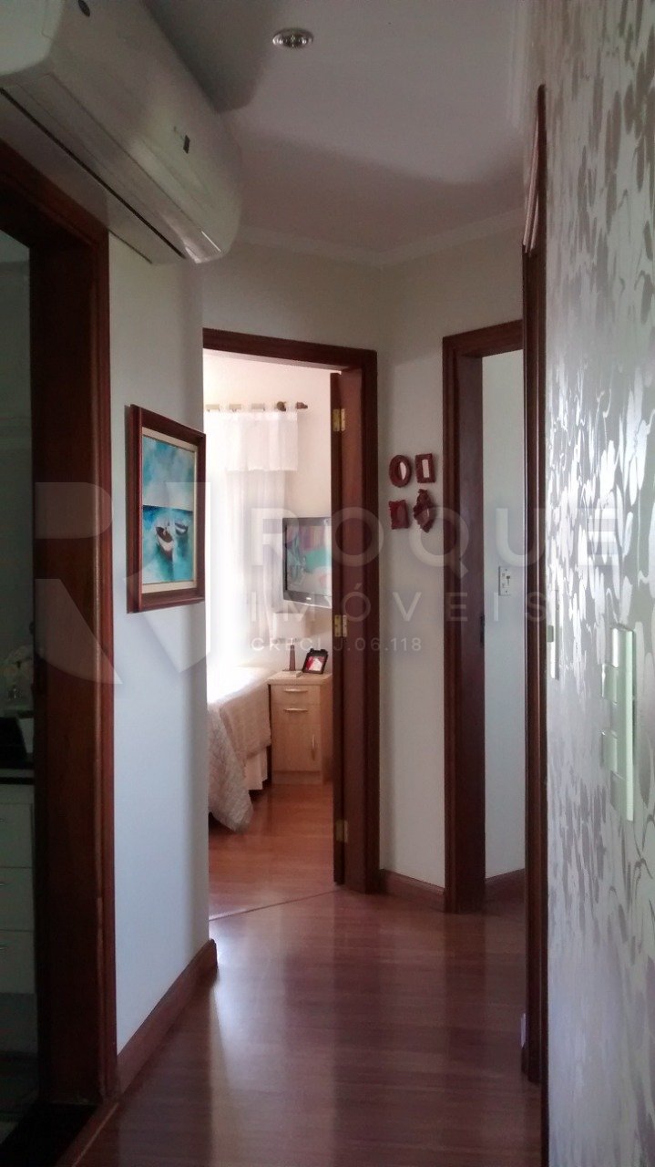 Apartamento à venda no bairro Jardim Rosa Marrafon Lucas: 