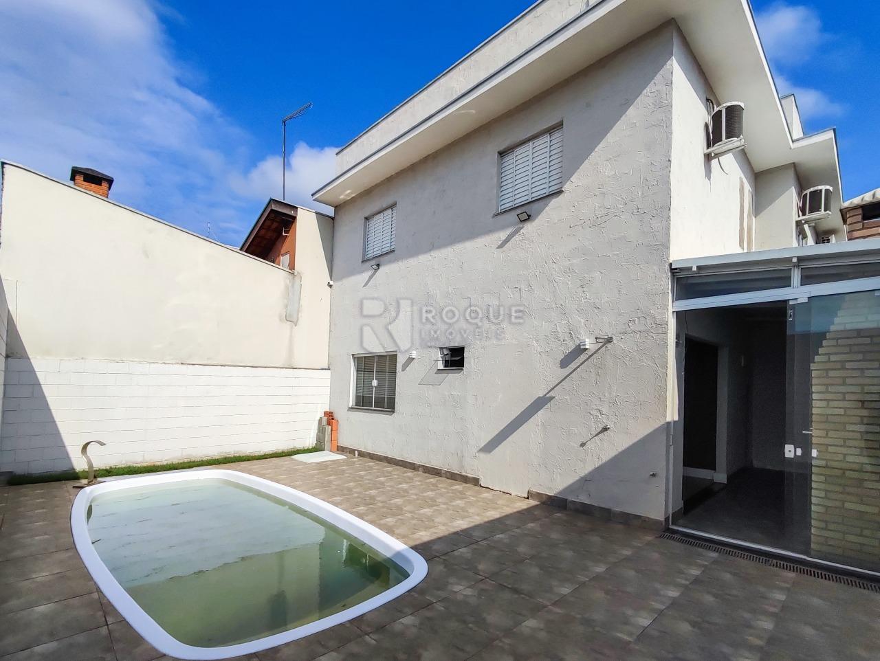 Casa Residencial à venda no bairro Jardim Nossa Senhora do Amparo: FUNDOS