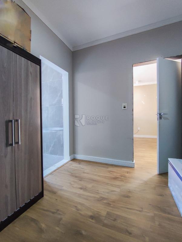 Casa Residencial à venda no bairro Jardim Nossa Senhora do Amparo: CLOSET SUÍTE