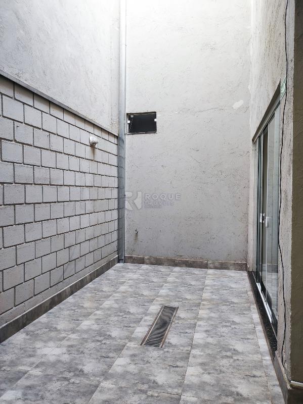 Casa Residencial à venda no bairro Jardim Nossa Senhora do Amparo: JARDIM DE INVERNO