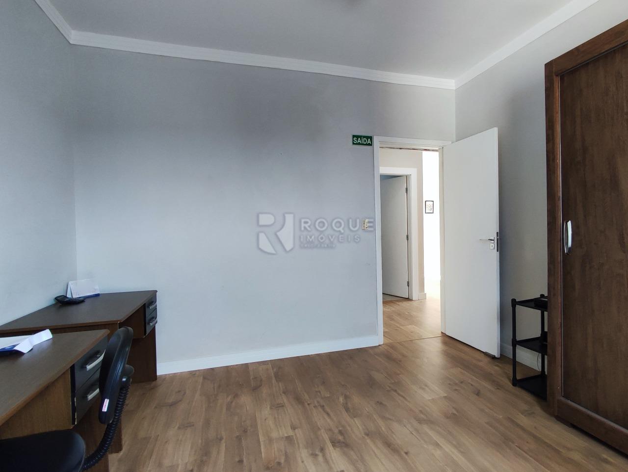 Casa Residencial à venda no bairro Jardim Nossa Senhora do Amparo: DORMITÓRIO 1