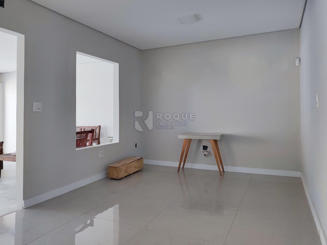 Casa Residencial à venda no bairro Jardim Nossa Senhora do Amparo: SALA DE ESTAR