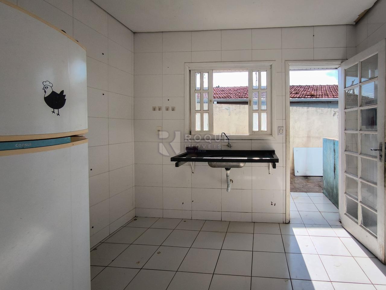 Casa Residencial à venda no bairro Residencial Econômico Manoel Simão de Barros Levy: COZINHA