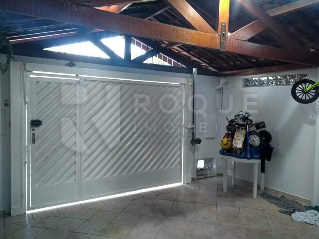 Casa Residencial à venda no bairro Vila Rocha: 