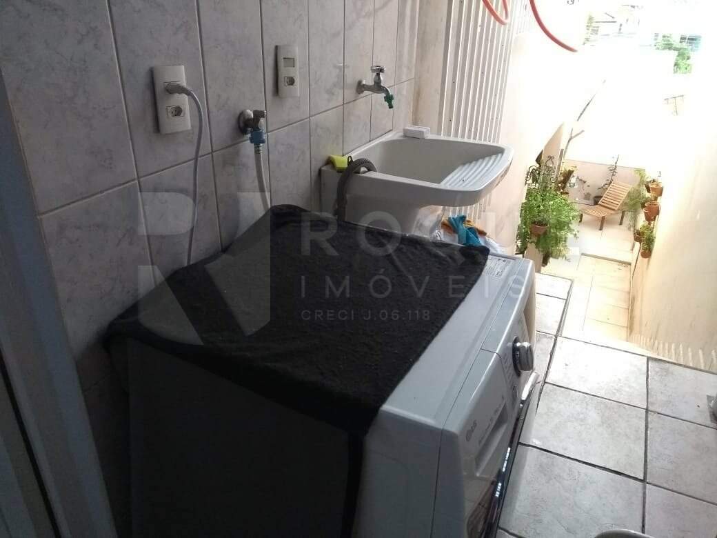 Casa Residencial à venda no bairro Vila Rocha: 