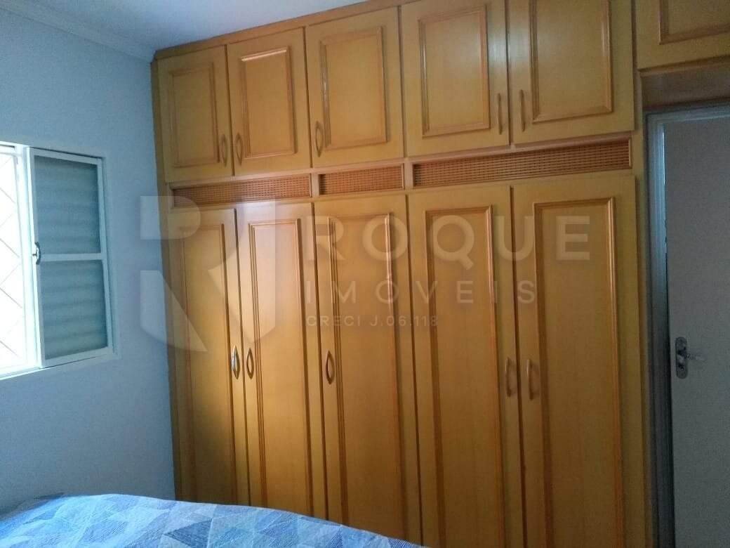 Casa Residencial à venda no bairro Vila Rocha: 
