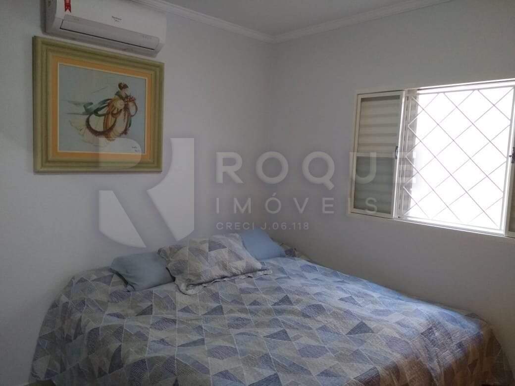 Casa Residencial à venda no bairro Vila Rocha: 