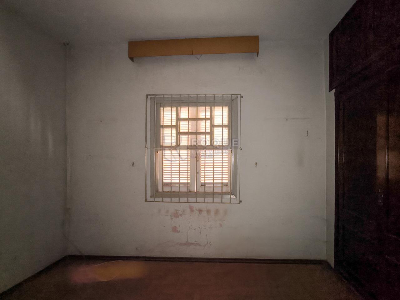 Casa Comercial à venda no bairro Centro: DORMITÓRIO 1