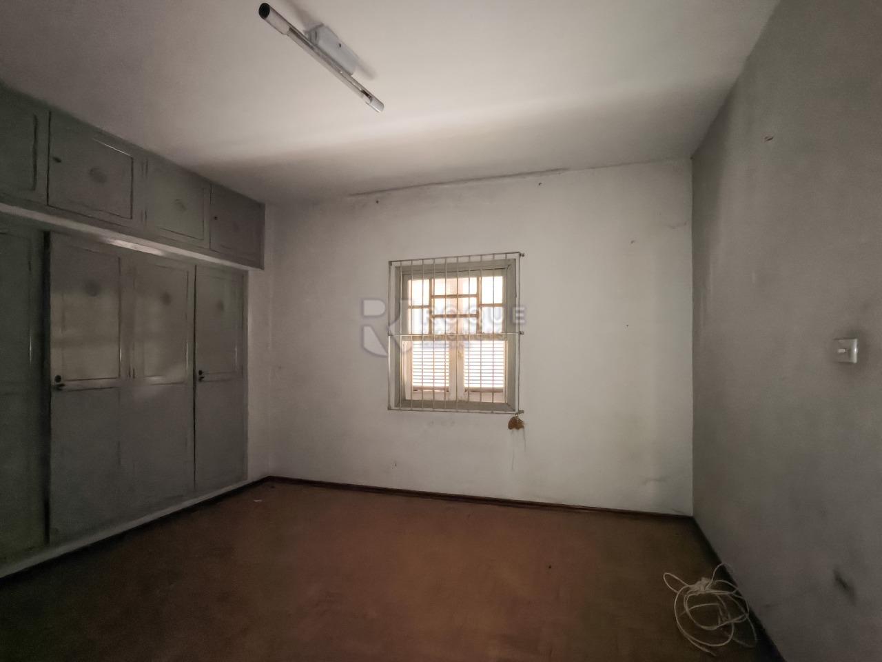 Casa Comercial à venda no bairro Centro: DORMITÓRIO 3