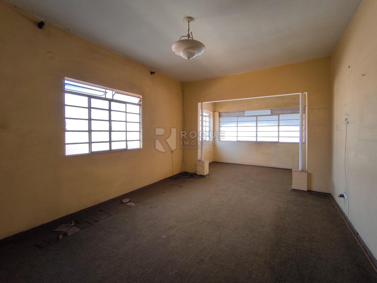 Casa Comercial à venda no bairro Centro: SALA DE ESTAR