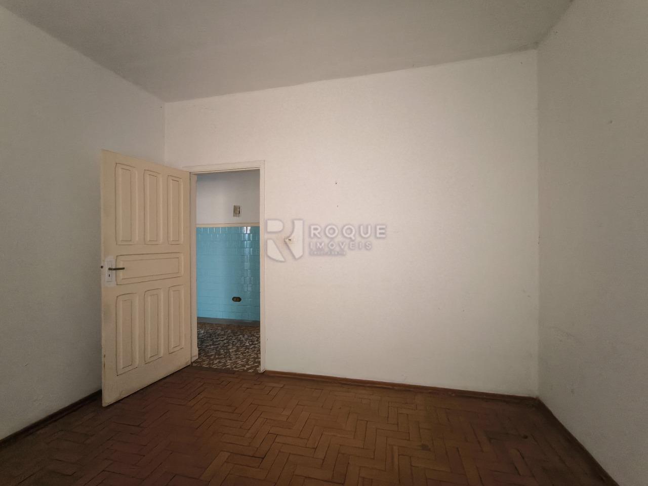 Casa Comercial à venda no bairro Centro: DORMITÓRIO 2