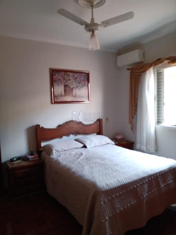 Casa Residencial à venda no bairro Jardim Mercedes: 