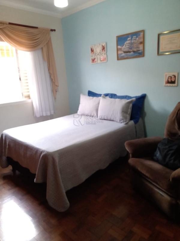 Casa Residencial à venda no bairro Jardim Mercedes: 