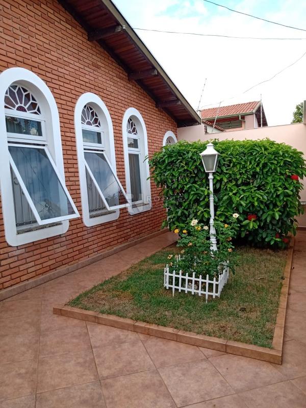 Casa Residencial à venda no bairro Jardim Mercedes: 