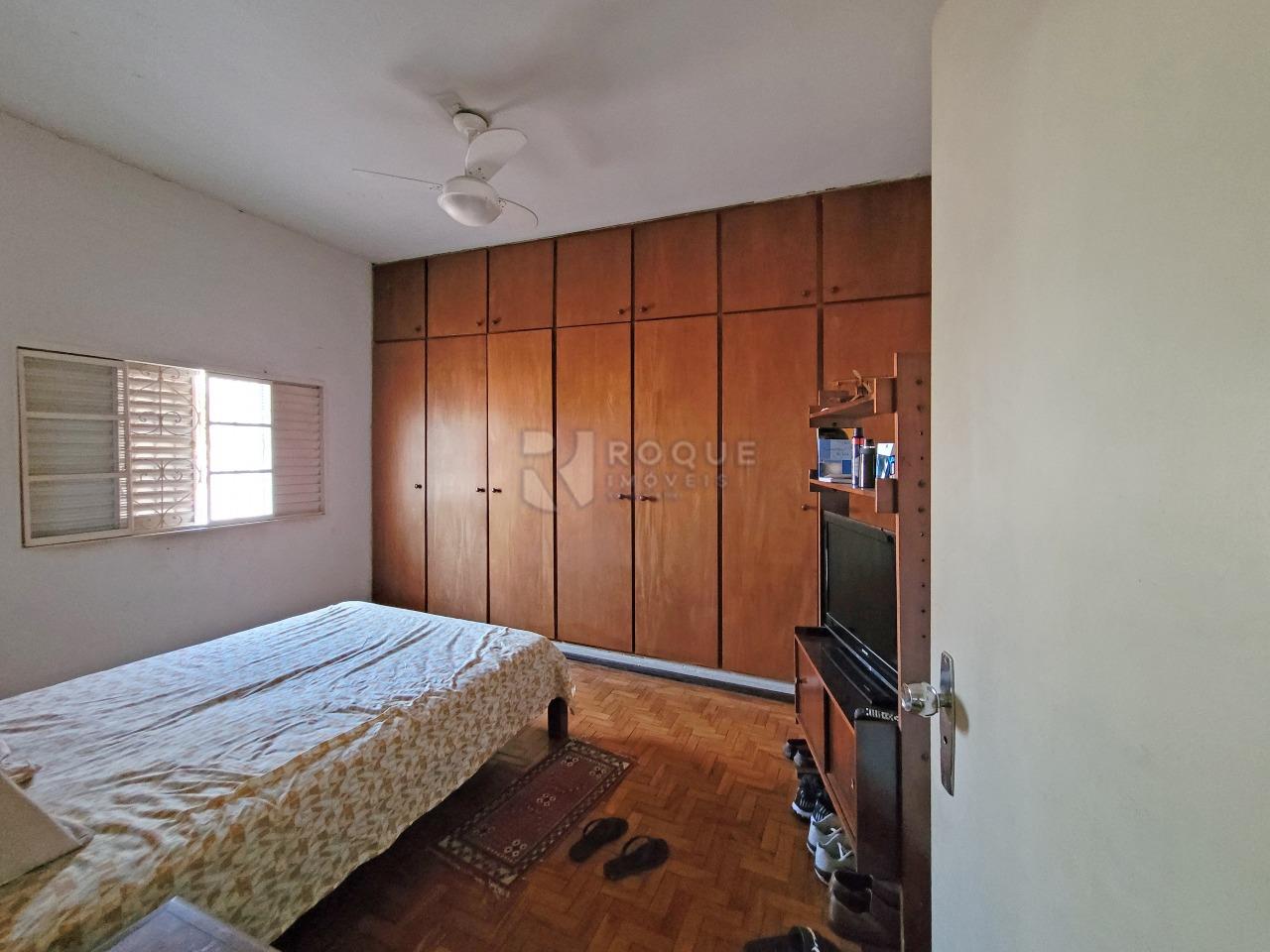 Casa Comercial à venda no bairro Centro: DORMITÓRIO 1