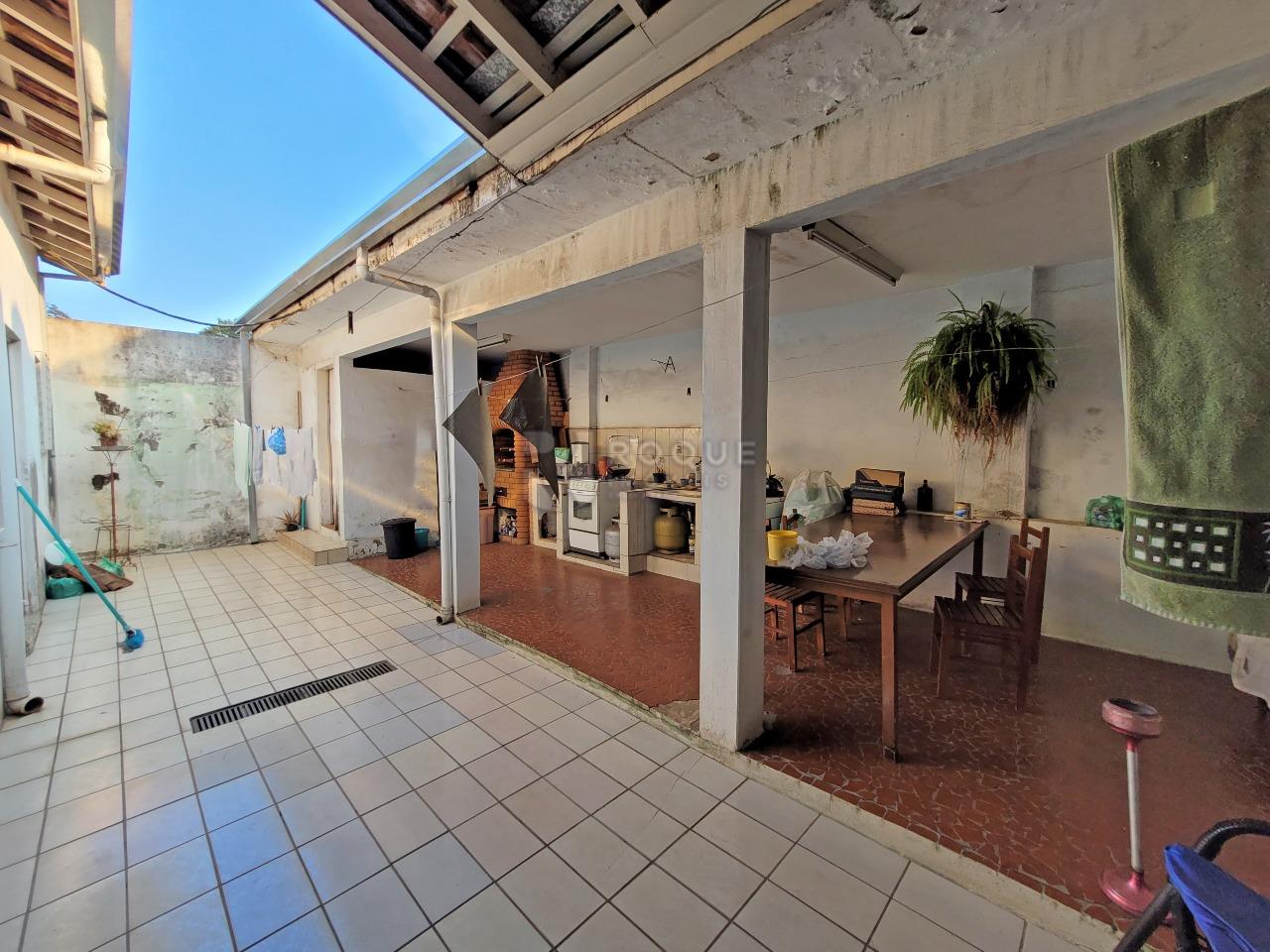 Casa Comercial à venda no bairro Centro: QUINTAL