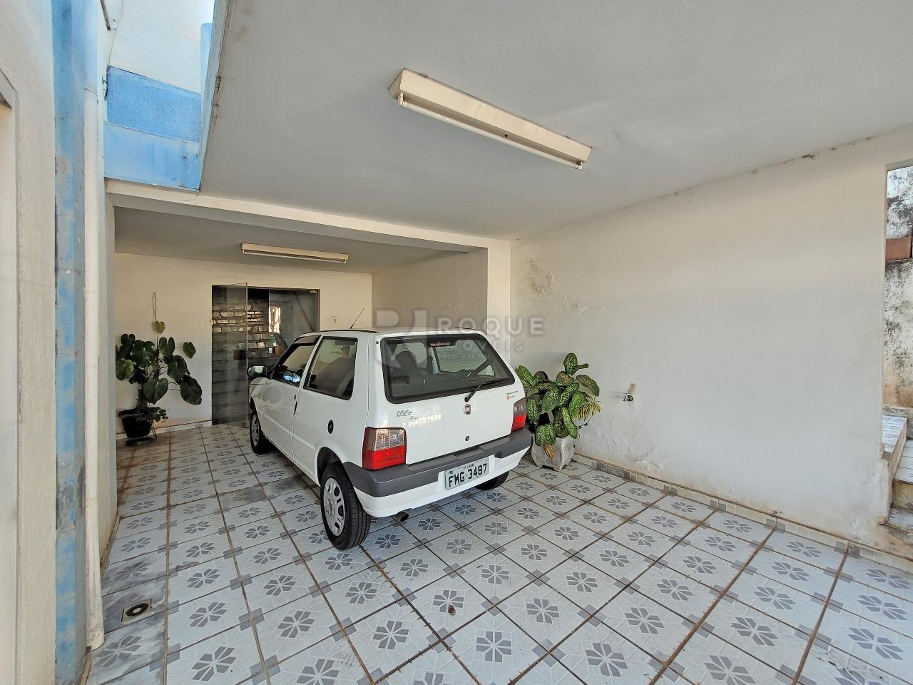 Casa Comercial à venda no bairro Centro: GARAGEM