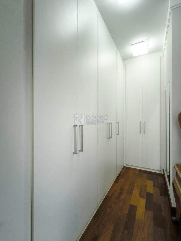 Casa em condomínio à venda no bairro Residencial Ilha de Bali: CLOSET SUÍTE MASTER