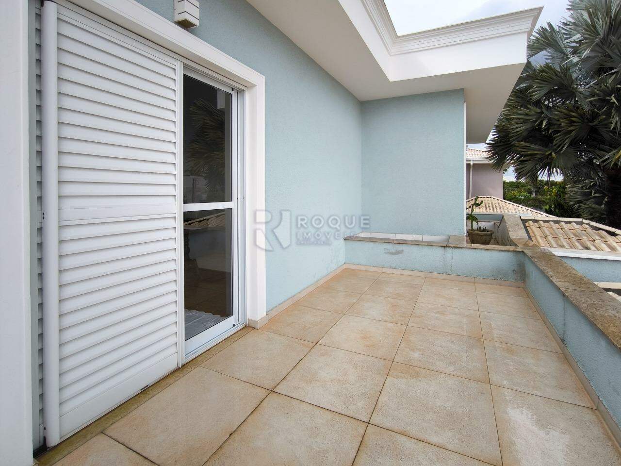 Casa em condomínio à venda no bairro Residencial Ilha de Bali: SACADA SUÍTE