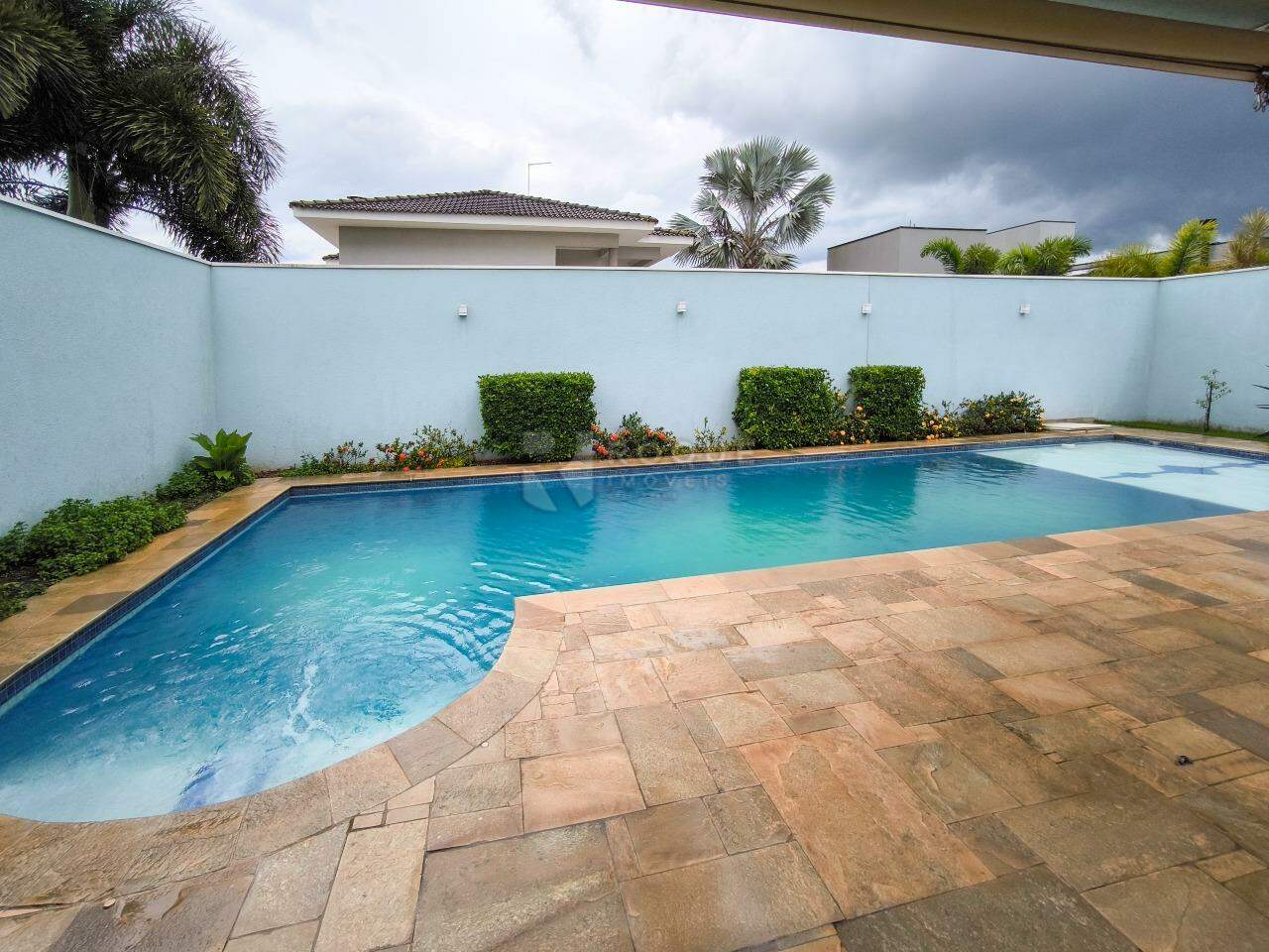 Casa em condomínio à venda no bairro Residencial Ilha de Bali: PISCINA