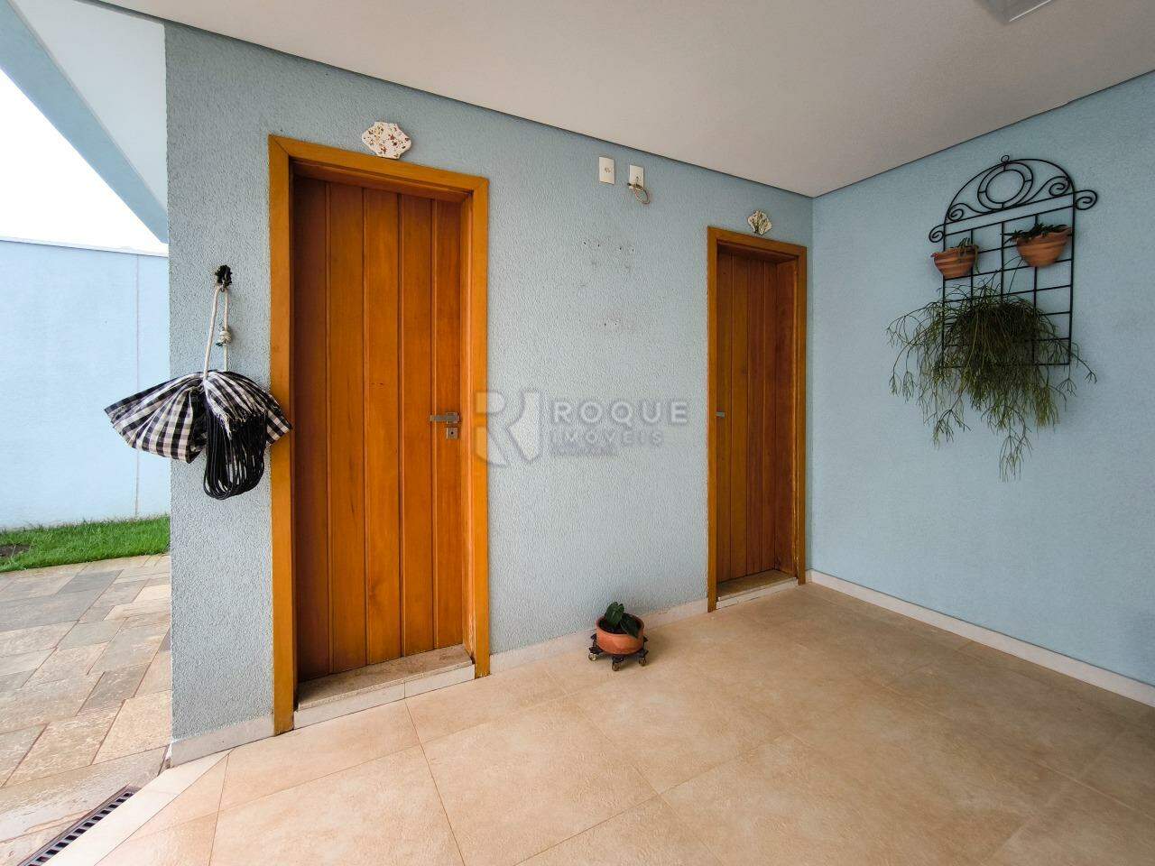 Casa em condomínio à venda no bairro Residencial Ilha de Bali: VESTIÁRIOS MASC / FEM