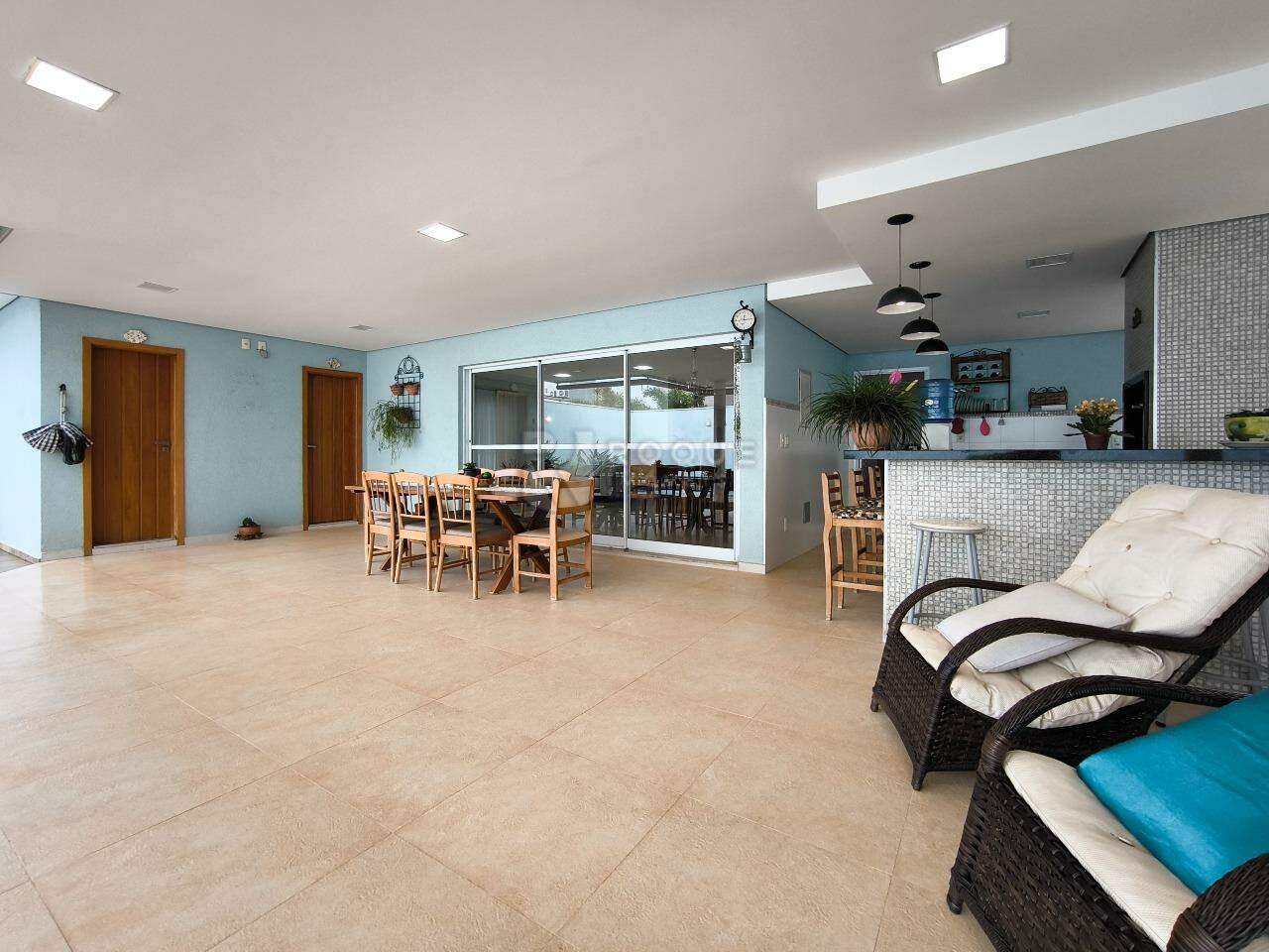 Casa em condomínio à venda no bairro Residencial Ilha de Bali: ÁREA GOURMET