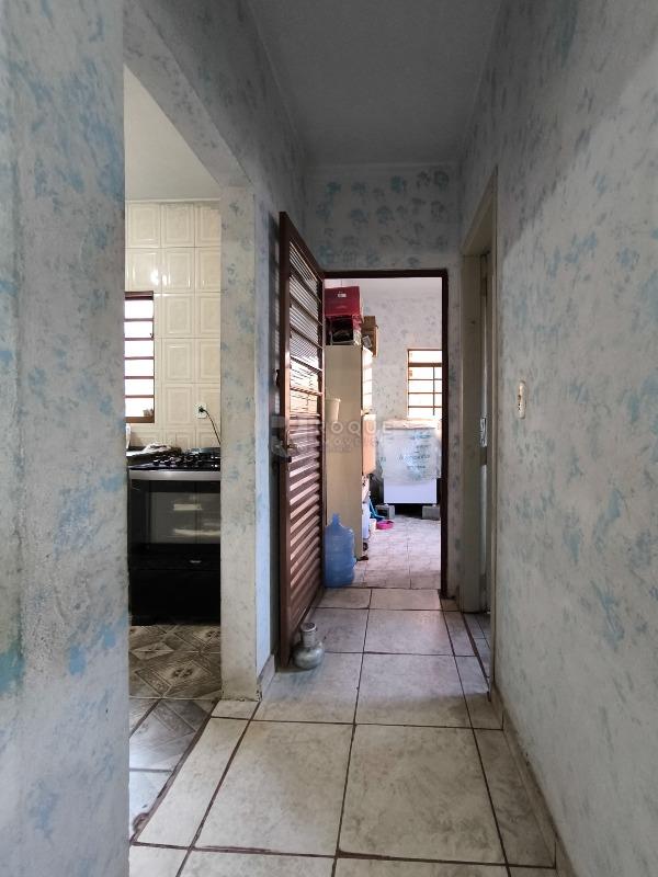 Casa Residencial à venda no bairro Jardim Olga Veroni: CORREDOR INTERNO