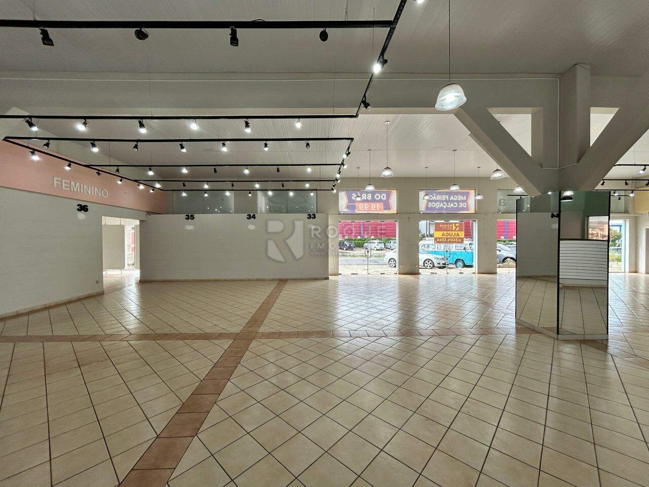 Barracão/Galpão para aluguel no bairro Jardim Nereide: Salão