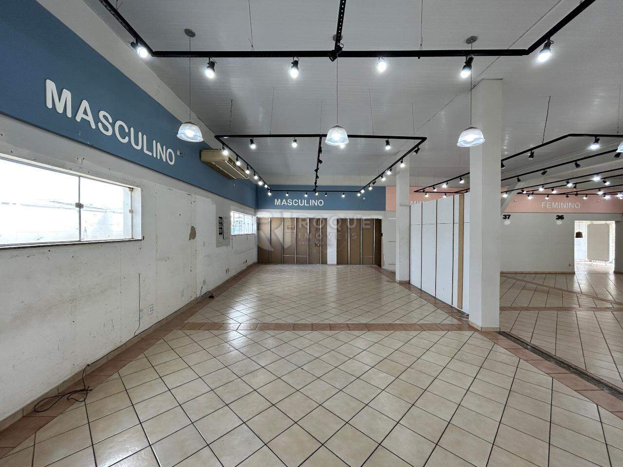 Barracão/Galpão para aluguel no bairro Jardim Nereide: Salão