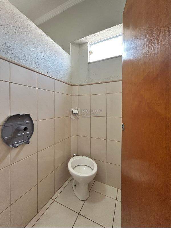 Barracão/Galpão para aluguel no bairro Jardim Nereide: WC social 2